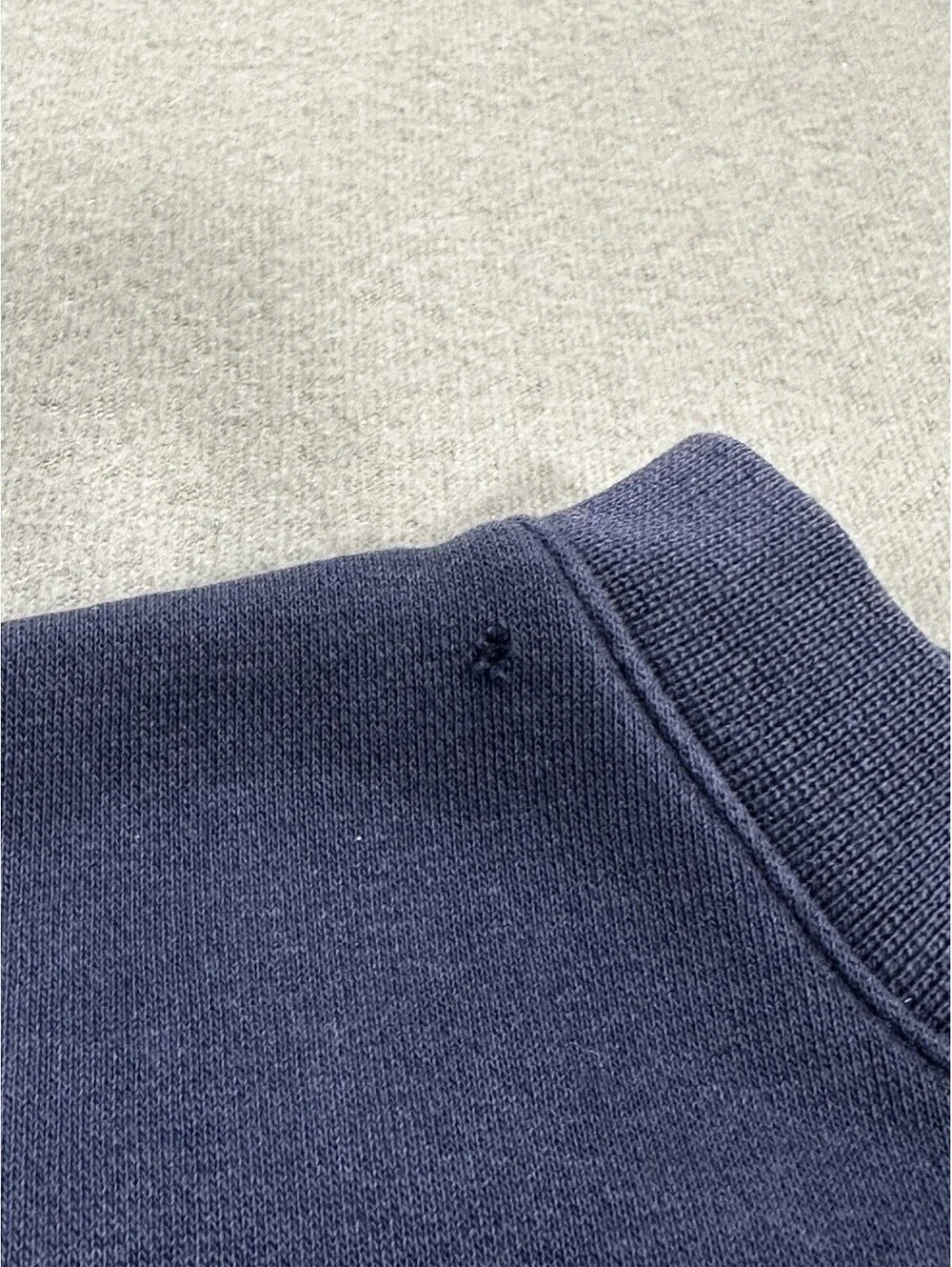 Nike Small Swoosh Crewneck Sweatshirt Navy Blue Mens Size S